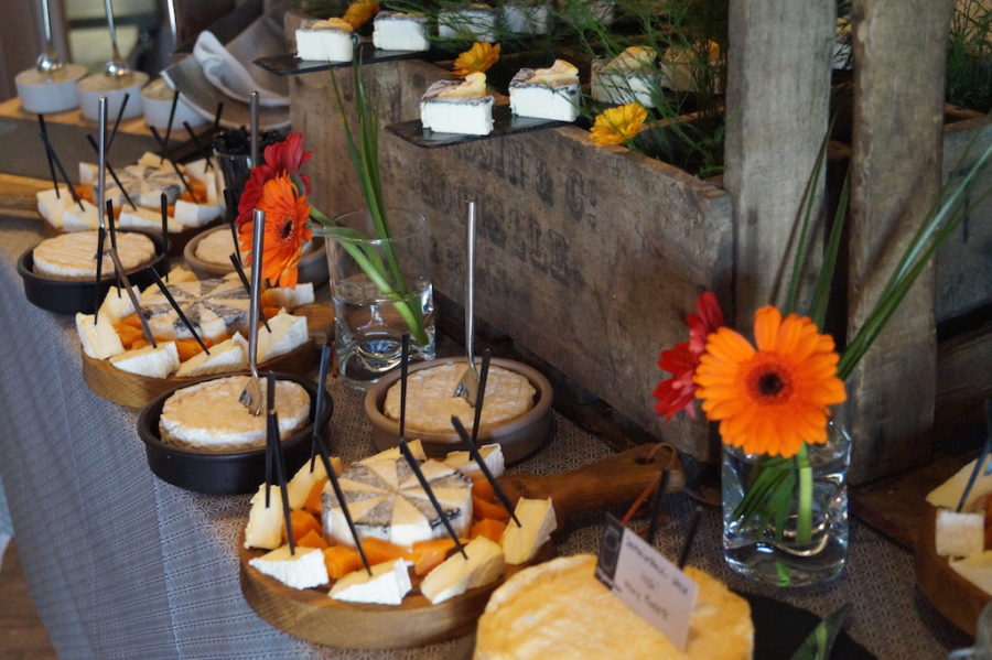 Buffet fromages fromagerie l'épicurium La Rochelle (53)