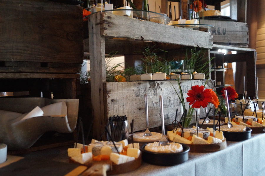 Buffet fromages fromagerie l'épicurium La Rochelle (82)