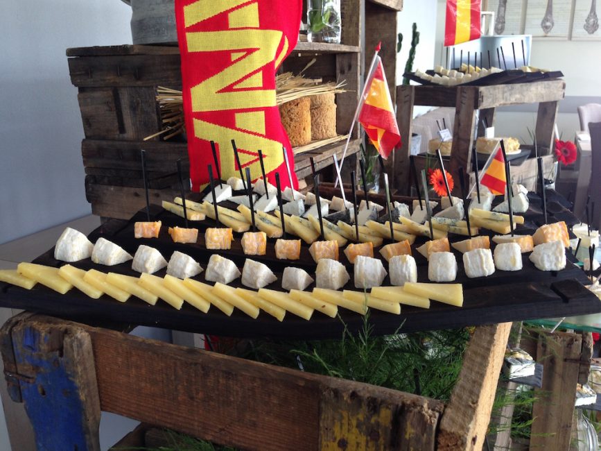 Buffet fromages fromagerie l'épicurium La Rochelle (32)